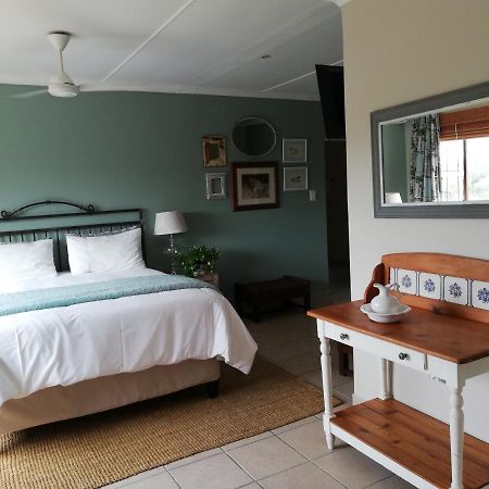 Mahogany Villa Guesthouse - Solar Ballito Extérieur photo