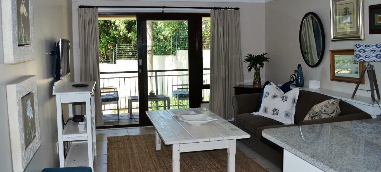 Mahogany Villa Guesthouse - Solar Ballito Extérieur photo